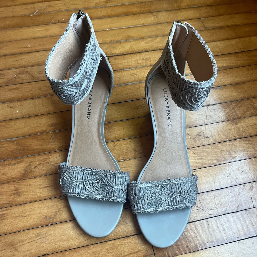 Lucky Brand wedges. Size 10M\42. Cream/Tan/Nude color.